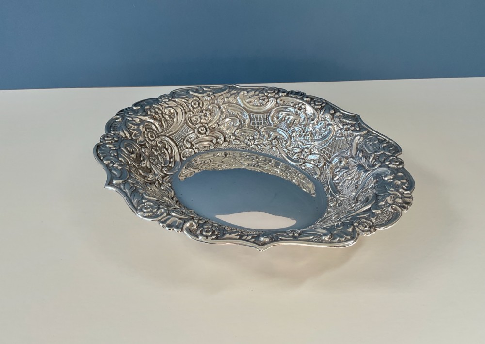 Large Antique Edwardian Solid Silver Dish View II