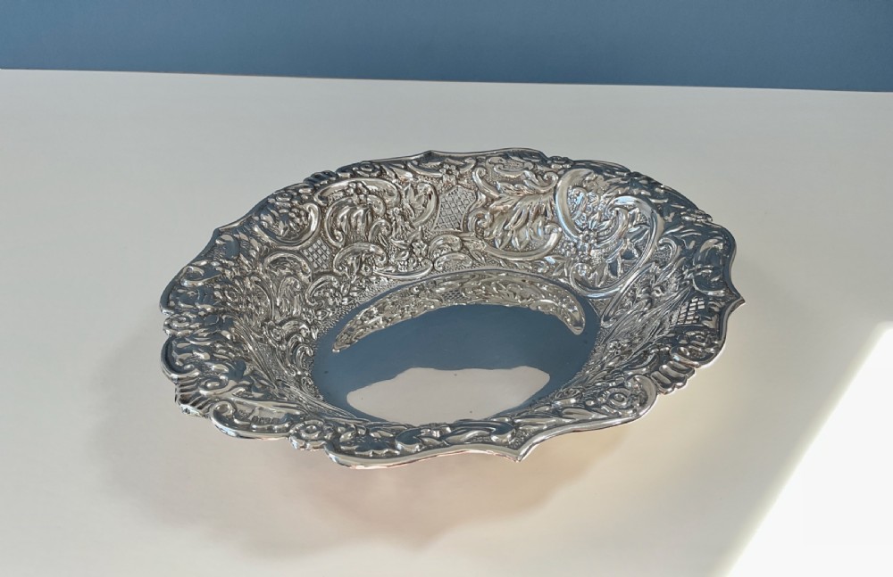 Large Antique Edwardian Solid Silver Dish View IV