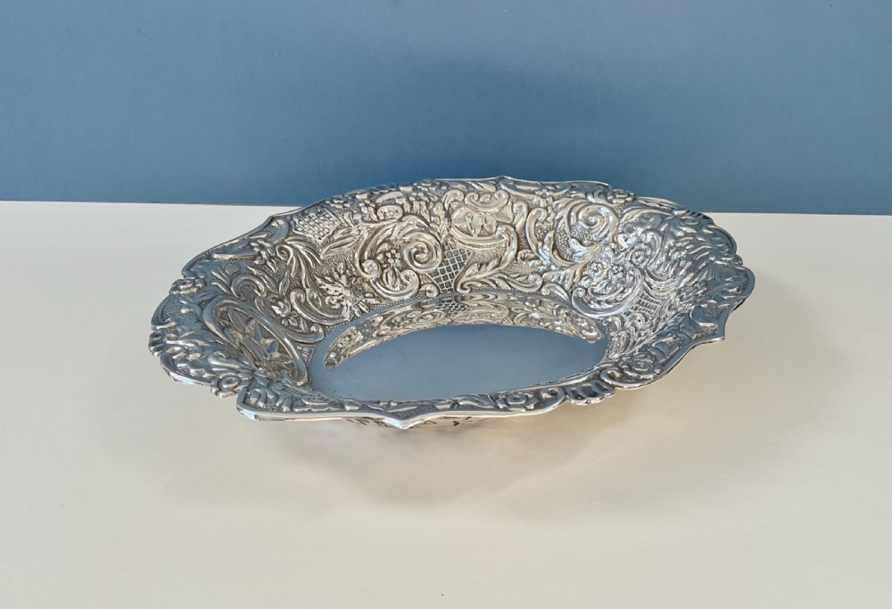 Large Antique Edwardian Solid Silver Dish View VI
