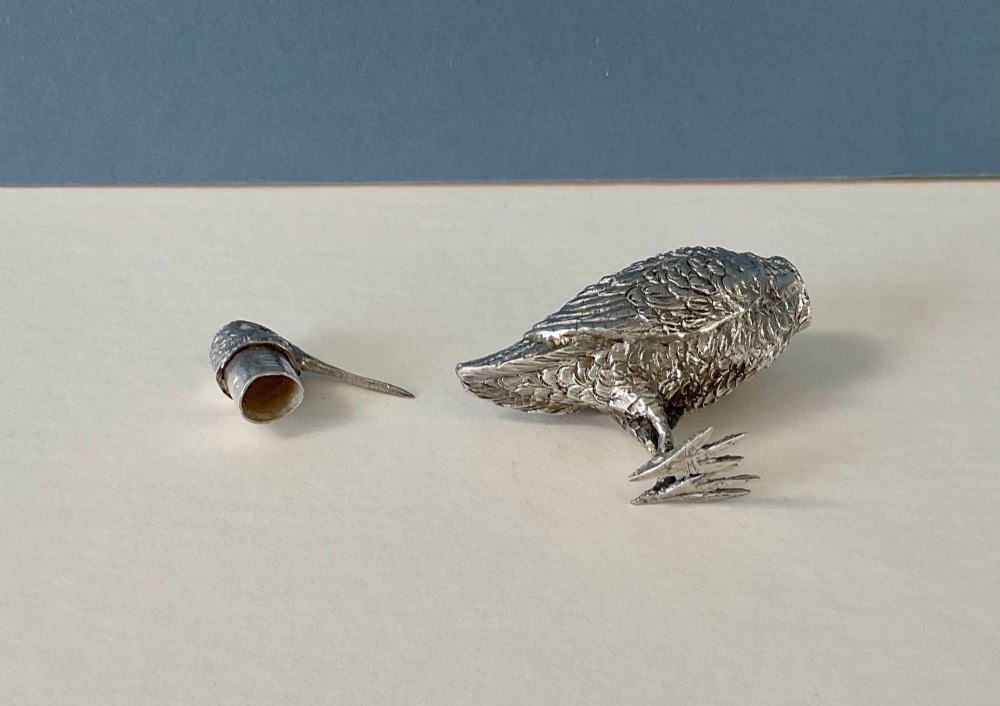 A small silver novelty box sculpted in the form of a standing snipe bird with detailed feather texturing and a long beak. View VI