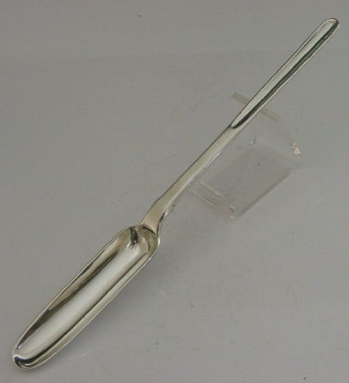 Stunning Georgian Sterling Silver Marrow Scoop Trotter Family Horse Crest 1824