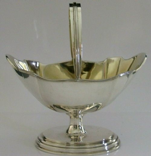 Heavy Solid Sterling Silver English Swing Handled Bowl Basket 1906 172g Antique