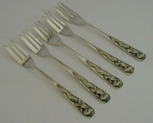 Rare 5 Solid Silver Chinese Export Silver Cake Forks Wang Hing 95g Antique