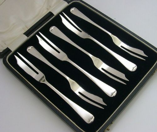 Six English Solid Sterling Silver Cake Pastry Forks 1928 Cased Art Deco