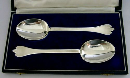 Rare Beautiful English Britannia Sterling Silver Serving Spoons 1905 Cased 132g