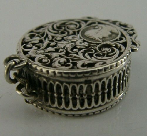 Beautiful French Solid Silver Vinaigrette Box C1880 Antique
