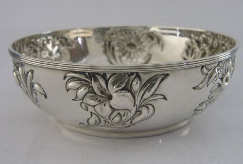 Beautiful Art Nouveau Solid Sterling Silver Flower Dish Bowl 1901 Antique 78g