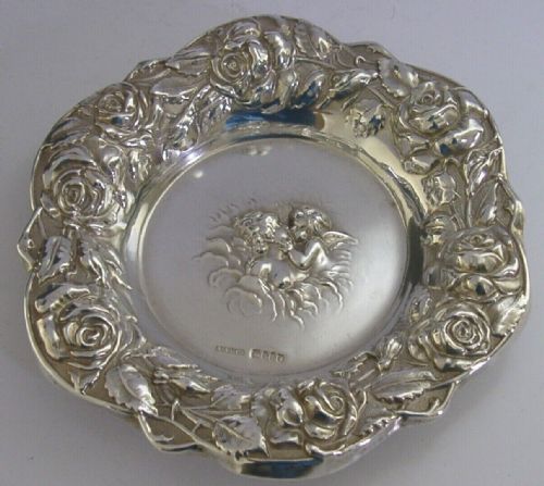 Pretty Sterling Silver Art Nouveau Cherub Dish 1906 US Import 5 Inch