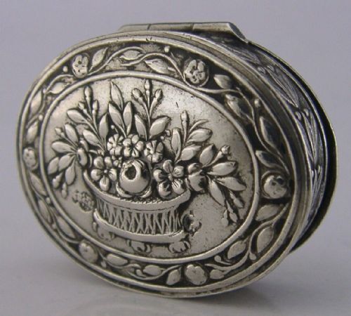 Pretty German Hanau Solid Silver Pill Box C1900-1920 Antique Germany
