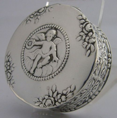Beautiful Solid Sterling Silver Cherub Pill Trinket Box 1923 Hanau