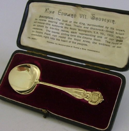 Rare Cased English Sterling Silver King Edward VII Royal Jam or Caddy Spoon 1902