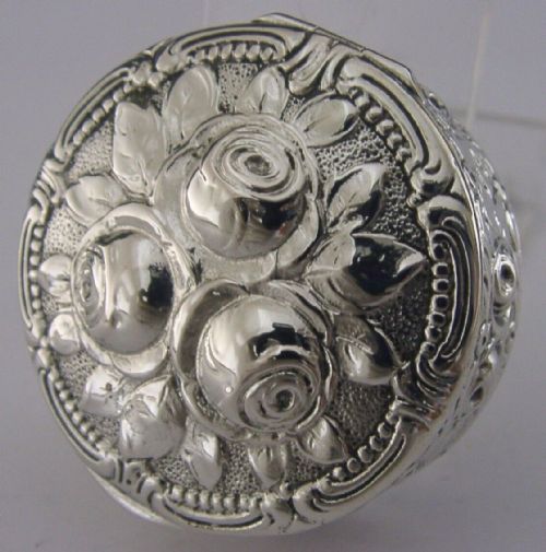 Superb German Solid 800 Silver Pill Snuff Box C1920 Antique Roses