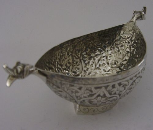Beautiful Indian Eastern Solid Silver Kashkul Bowl Heavy C1900 Beasts 72g