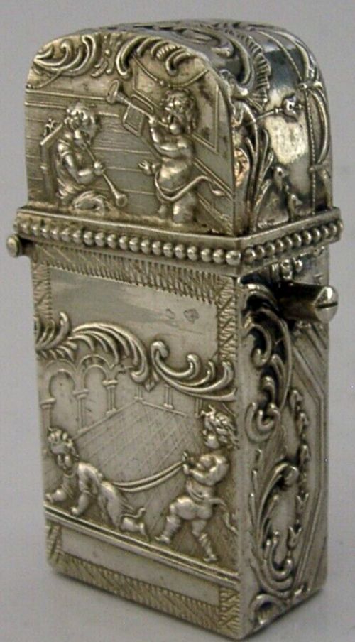 Stunning Solid Silver Cherub Decorated Box C1890
