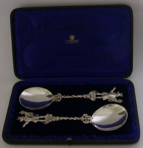 Rare English Sterling Silver Winchester Trusty Servant Serving Spoons 1900