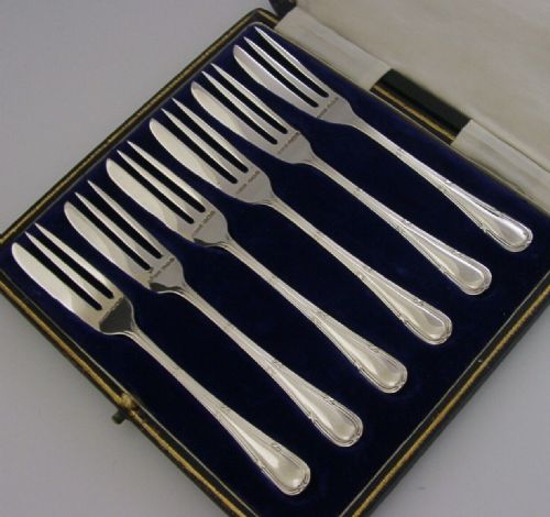 Set of Six Solid Sterling Silver Art Deco Cake Pastry Forks 1923 Cased