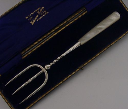 Mint Sterling Silver Bread or Toasting Fork 1902 Antique 52g Cased Dumfries