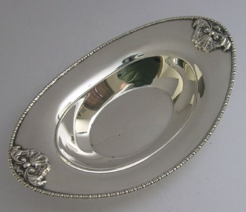 Beautiful English Edwardian Solid Sterling Silver Bonbon Dish 1906 Antique 76g