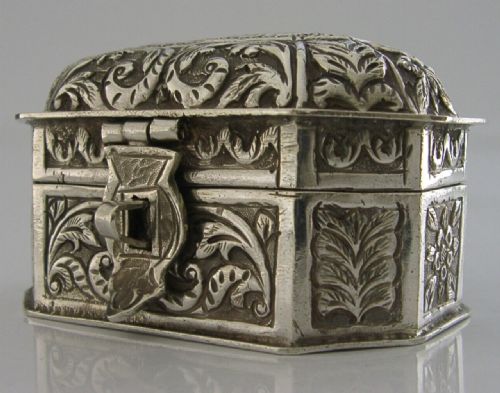 Superb Chinese China Straits Solid Silver Chest Table Box C1900 Antique 204g