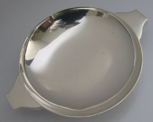 Quality English Sterling Silver Art Deco Whisky Cup Quaich Bowl 1937 Stylish 94g