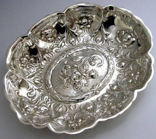 Beautiful Victorian English Solid Britannia Sterling Silver Dish Bowl 1969 89g