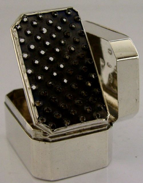 RARE GEORGIAN STERLING SILVER NUTMEG GRATER BOX 1806 ANTIQUE