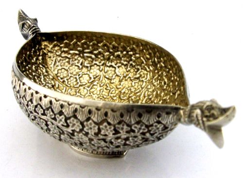 Beautiful Indian Eastern Solid Silver Kashkul Bowl Heavy C1900 Beasts 138g