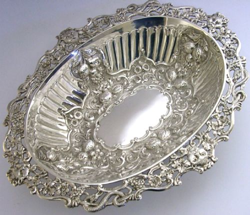 Gorgeous Victorian Heavy Solid Sterling Silver Bowl 410g Cats Antique 1898