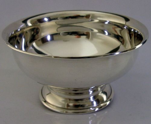 Mint English Sterling Silver Nut Sweet Bowl 1939 Antique 142g Applied Decoration