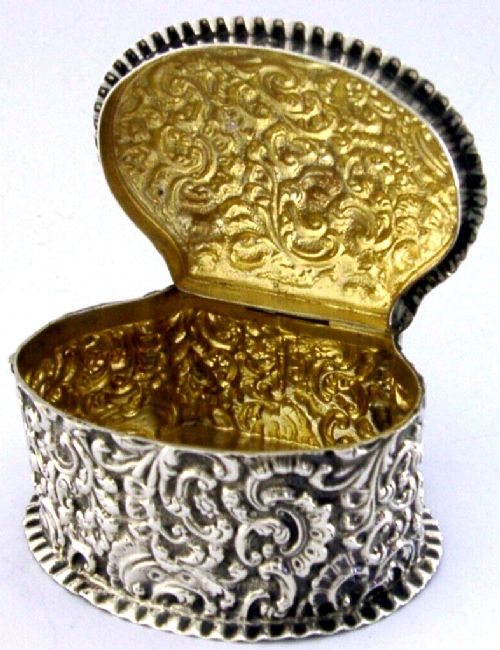 BEAUTIFUL ENGLISH VICTORIAN STERLING SILVER TABLE BOX 1891 ANTIQUE 2.75inch