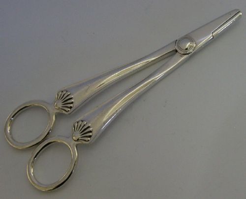 Quality English Solid Sterling Silver Grape Scissors Shears 1925 Art Deco 98g