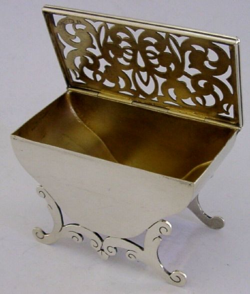Beautiful Solid Silver Pierced Potpourri Lavendaer Box 1910 88g Art Nouveau