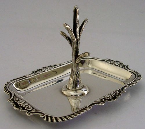 English Edwardian Solid Sterling Silver Ring Tree Jewelry Dish 1904 Antique 58g