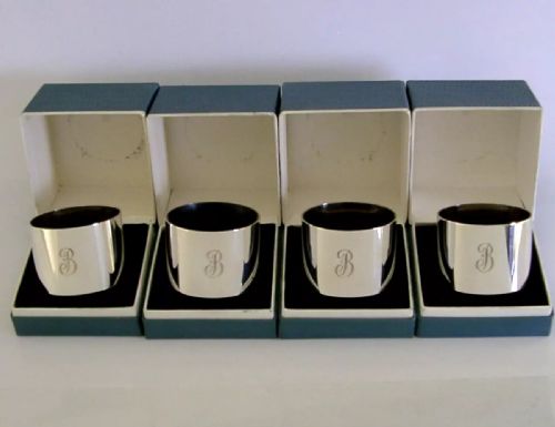 Heavy 160g Set of Four Sterling Silver Napkin Rings 1966 Boxed Mint