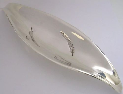 Large Mid Century Modern Sterling Silver Dish 1964 Garrard & Co Ltd 168g