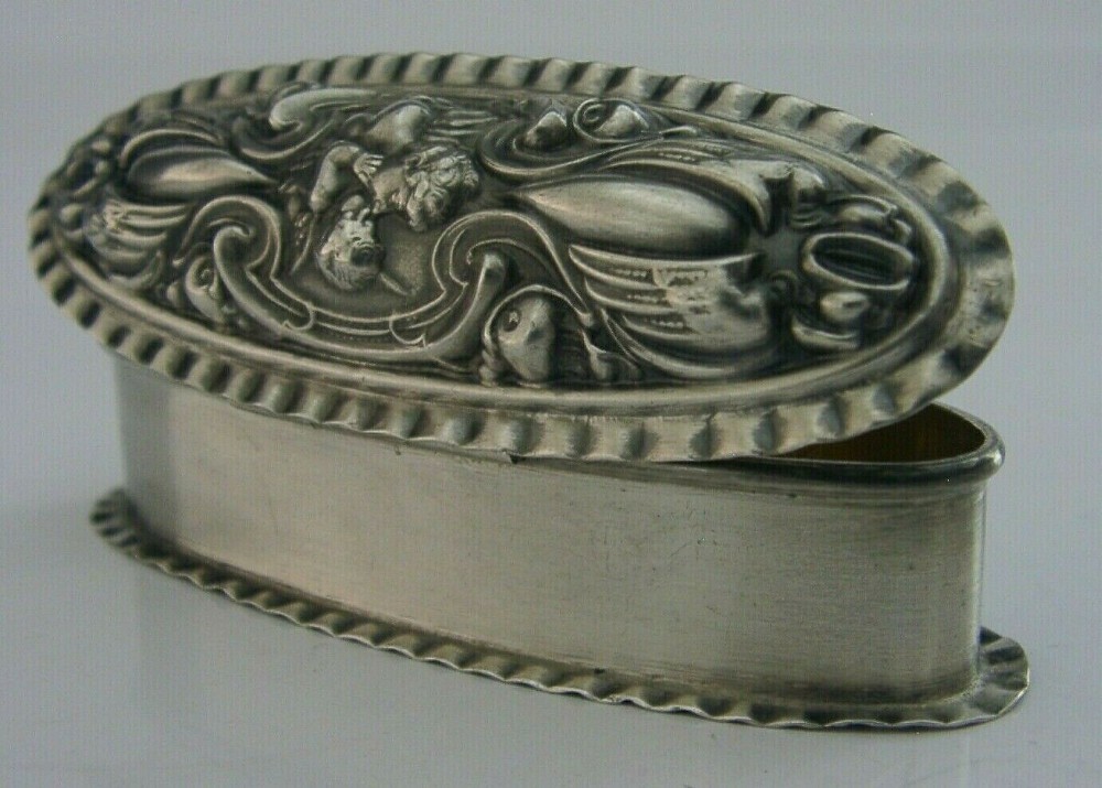 TOP QUALITY ENGLISH SOLID STERLING SILVER ART NOUVEAU BOX 1904