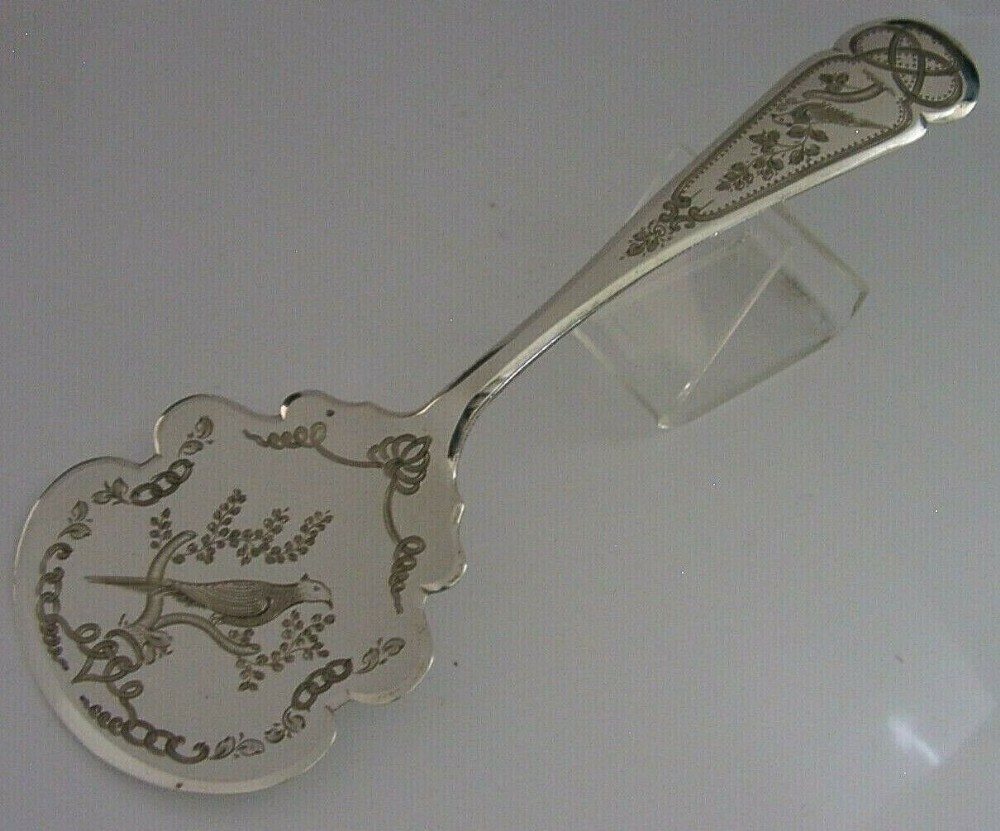 PRETTY DUTCH 1874 SOLID SILVER PATSTRY CAKE SERVER VICTORIAN PHEASANTS BIRDS 76g
