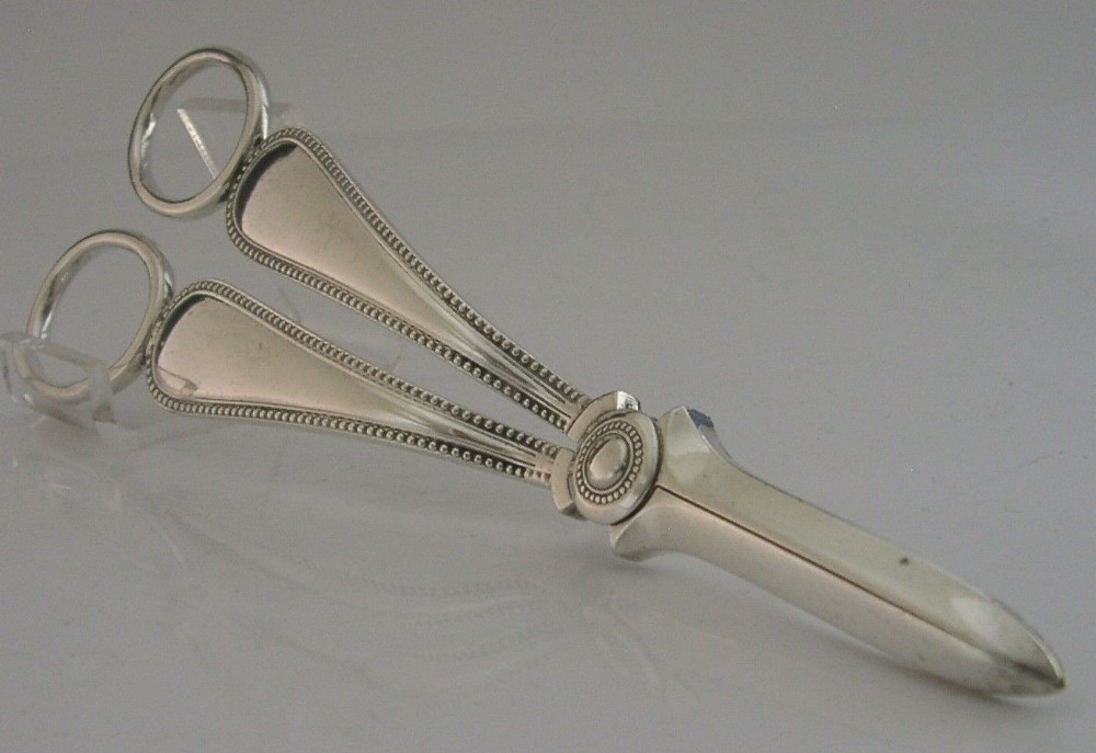 BEAD PATTERN EDWARDIAN STERLING SILVER GRAPE SCISSORS SHEARS 1906 ANTIQUE 112g
