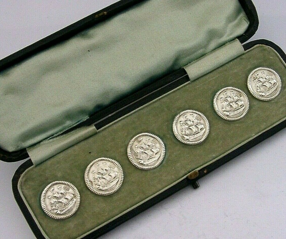 RARE SIX DUTCH SOLID STERLING SILVER GALLON SHIP BUTTONS c1900 ANTIQUE CASED