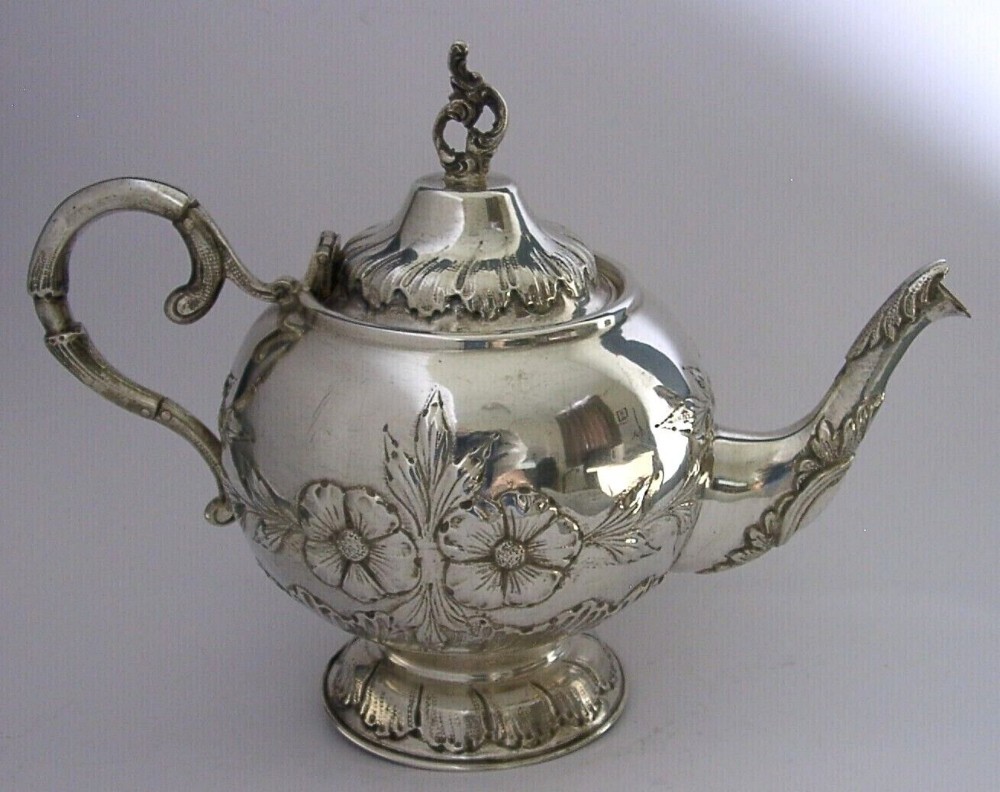 BEAUTIFUL ANTIQUE PORTUGUESE SOLID SILVER TEA POT c1880 PORTUGAL 292g
