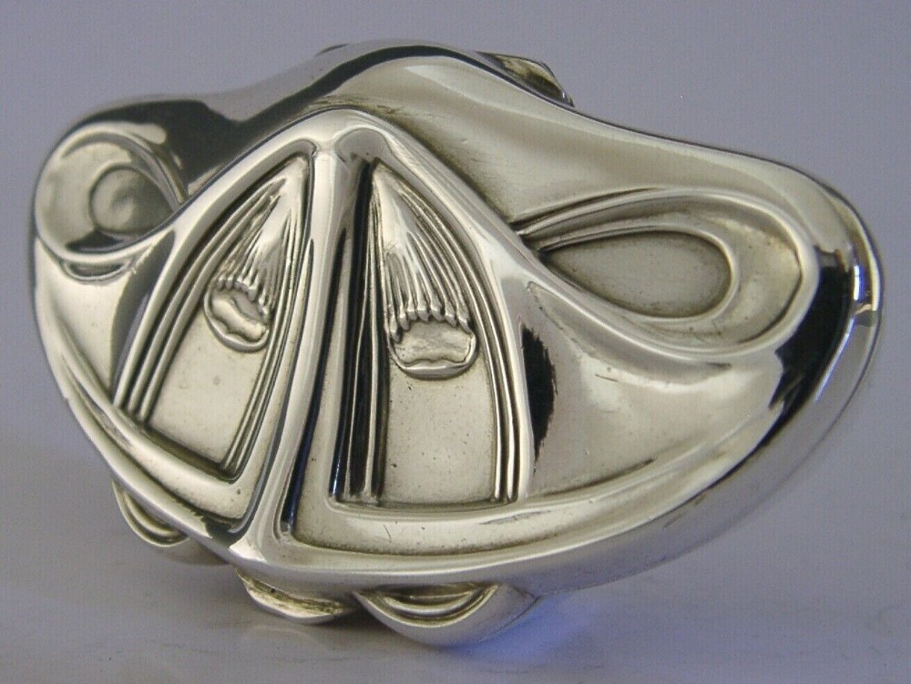 BEAUTIFUL ART NOUVEAU SWEDISH SOLID SILVER PILL SNUFF BOX c1910 ANTIQUE
