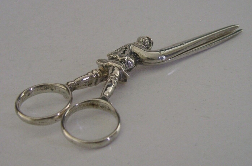 UNUSUAL GERMAN HANAU SOLID SILVER SCISSORS c1890 ANTIQUE 26g SEWING NEEDLEWORK