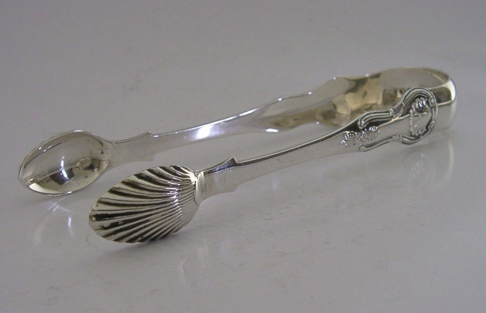 SCOTTISH STERLING SILVER CATHCART FAMILY CRESTED SUGAR TONGS 1859 ANTIQUE 66g