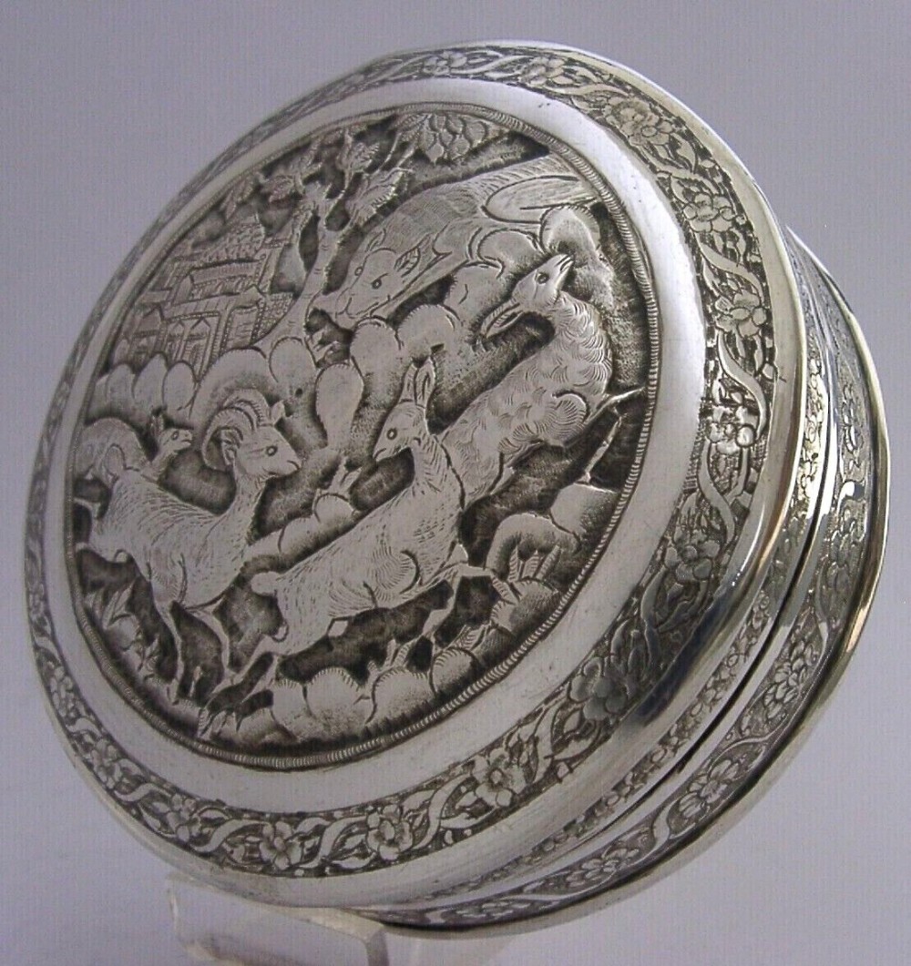 BEAUTIFUL EASTERN SOLID SILVER TABLE BOX c1920 ANTIQUE 202g