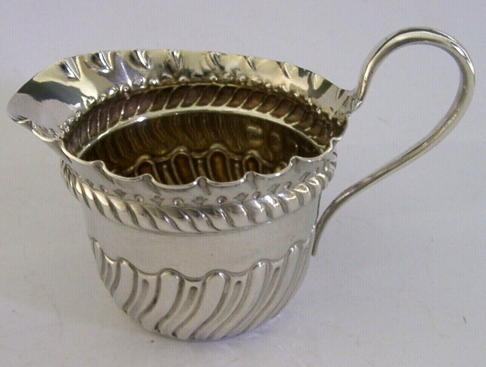 VICTORIAN ENGLISH SOLID STERLING SILVER CREAM JUG 1892 ANTIQUE 38g
