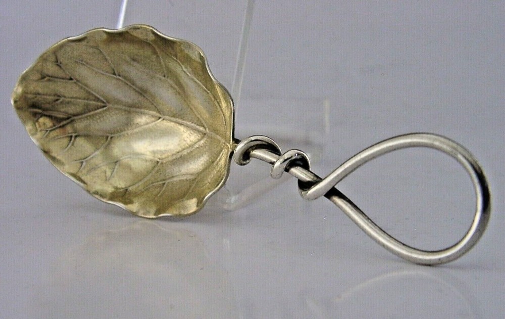 RARE AMERICAN STERLING SILVER LEAF CADDY SPOON c1900 ANTIQUE NOUVEAU REDLICH NY