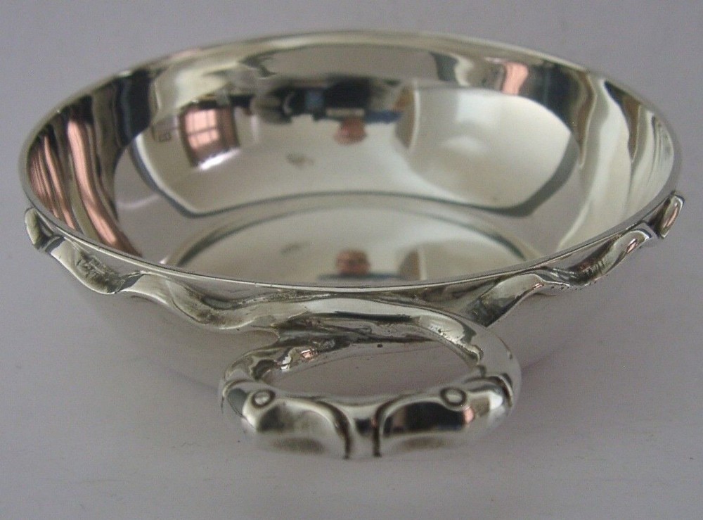 ENGLISH STERLING SILVER SNAKE HANDLED WINE TASTER 1945 BARWARE 100g