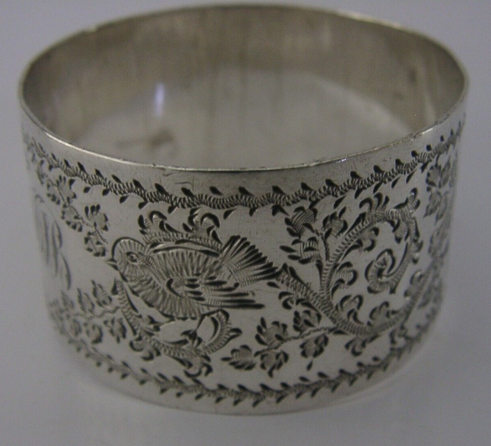 BEAUTIFUL ENGLISH VICTORIAN SOLID STERLING SILVER BIRDS NAPKIN RING 1899 ANTIQUE