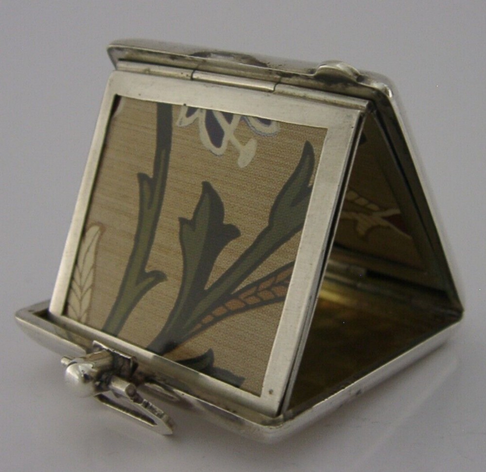 RARE AMERICAN STERLING SILVER FOLDING TRAVEL PICTURE PHOTO FRAME c1910 ART DECO