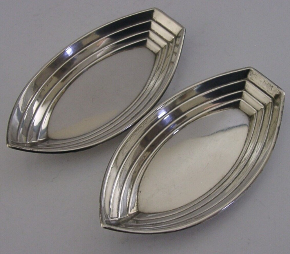TWO NOVELTY AMERICAN STERLING SILVER ROWING SAILING BOATS DISHES c1920 ART DECO